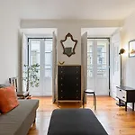 Stunning 1 Bed Apt Sleeps 3 nr Alfama