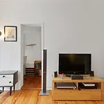 Stunning 1 Bed Apt Sleeps 3 nr Alfama